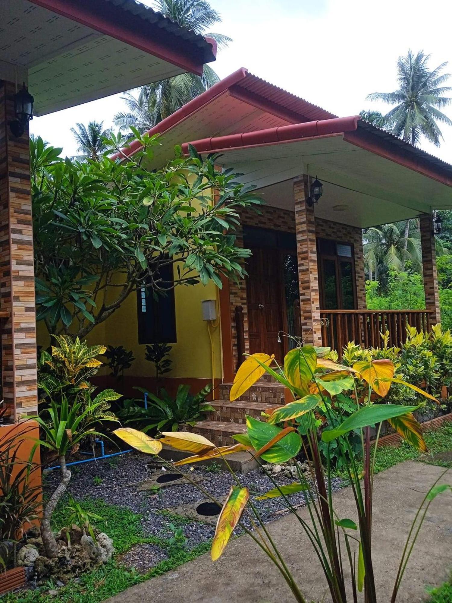 ヤオノイ島 Coconut Cornerヴィラ 部屋 写真